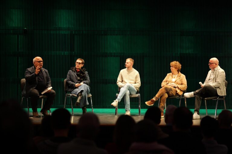 WÜ demokratisch stabil – Würzburg bleibt stabil gegen Rechts